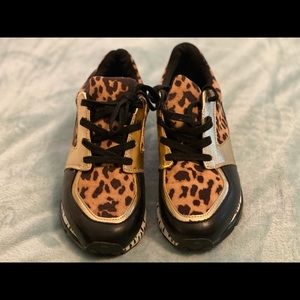 Steve Madden Leopard Cliff